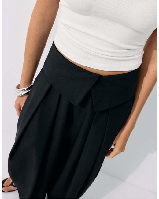 Stradivarius Black Wide-leg Trousers With Turned-up Waistband