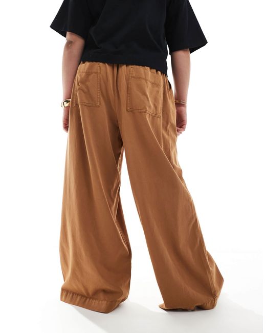 ASOS Brown Curve – hose