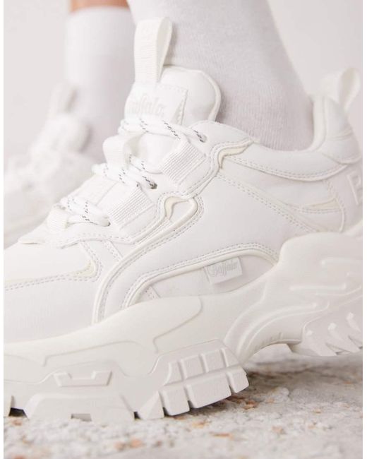 Arius di Buffalo in White