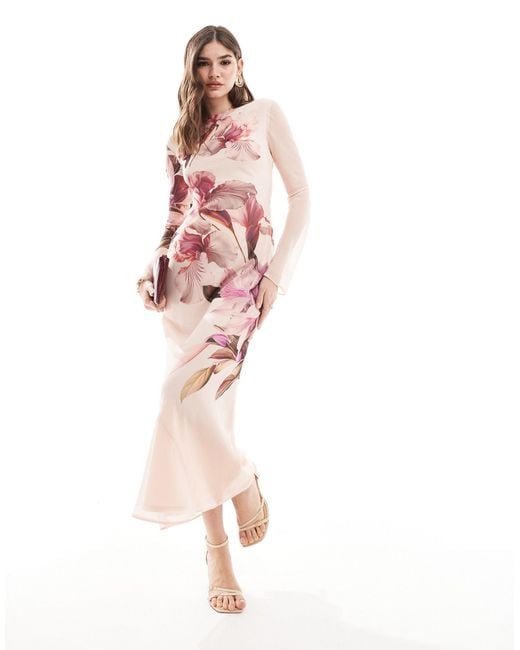 Robe longue à fleurs avec manches longues - crème et rose ASOS en coloris Pink
