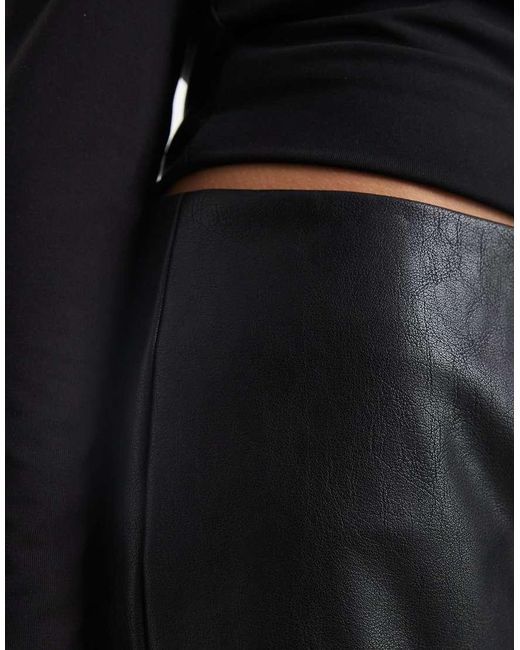 Motel Black Sanne Faux Leather Hot Pants
