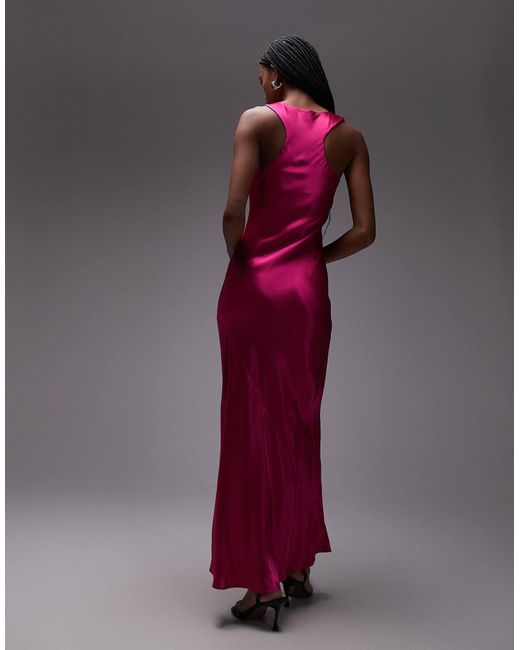 Robe longue en satin coupé en biais à dos nageur TOPSHOP en coloris Pink