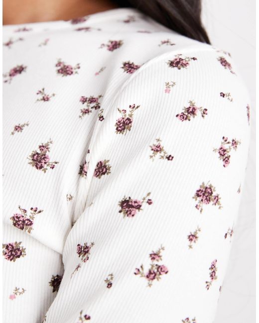 Top côtelé ras Miss Selfridge en coloris White