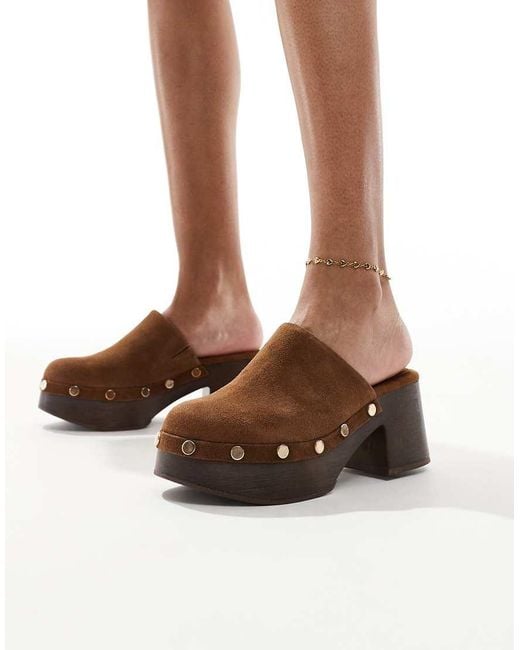 Stradivarius Brown Studded Clog