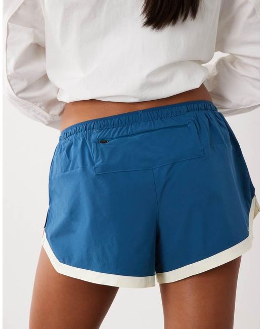 New Balance Blue Rc Essential Short 3"