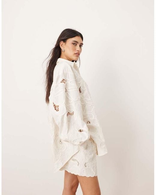 ARRANGE Natural Cotton Mirrored Floral Embroidered Cutwork Shorts Co-ord