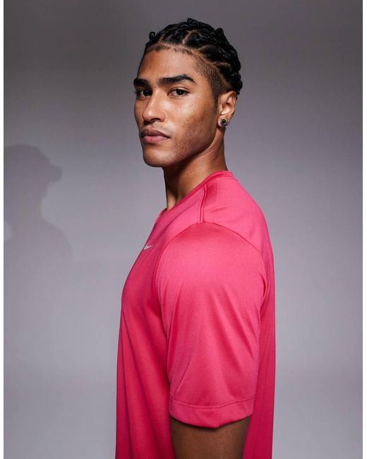 Nike Red Legend Dri-fit T-shirt for men