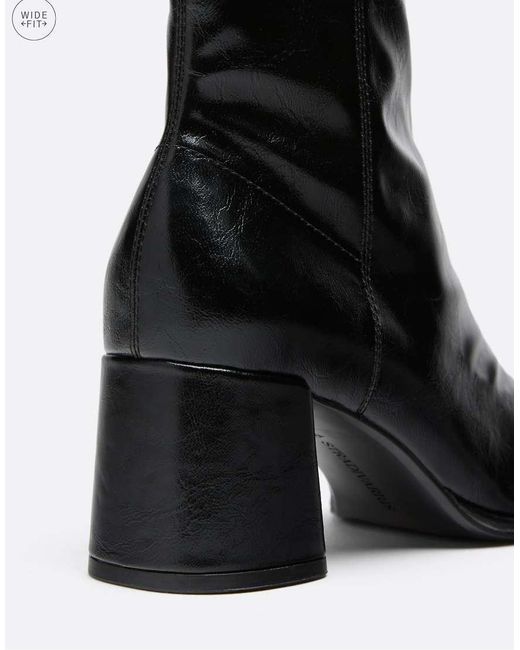Stradivarius Black Wide Fit. Basic Mid-heel Ankle Boots