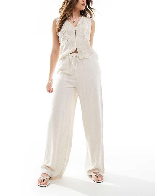 New Look White Linen Look Bermuda Wide Leg Trousers