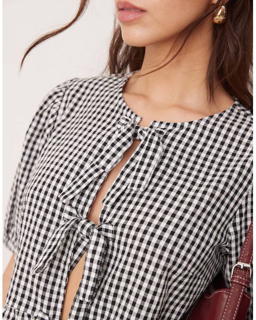 New Look Gray Tie Front Gingham Top