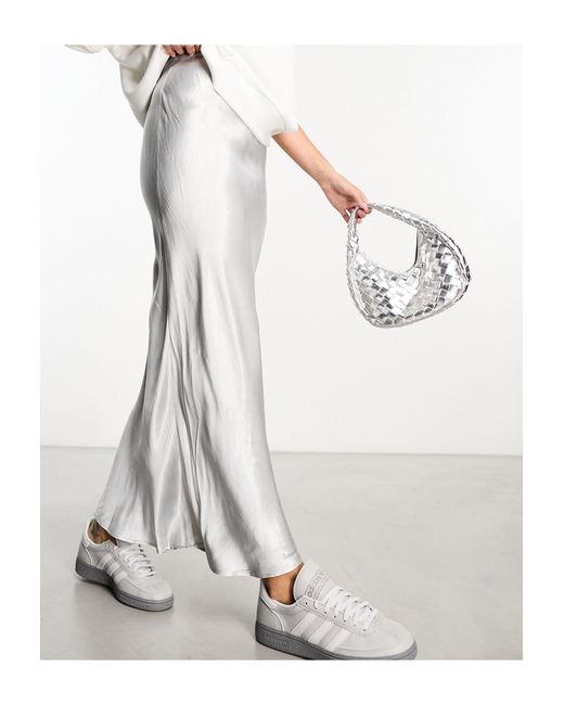 Falda larga plateada New Look de color White