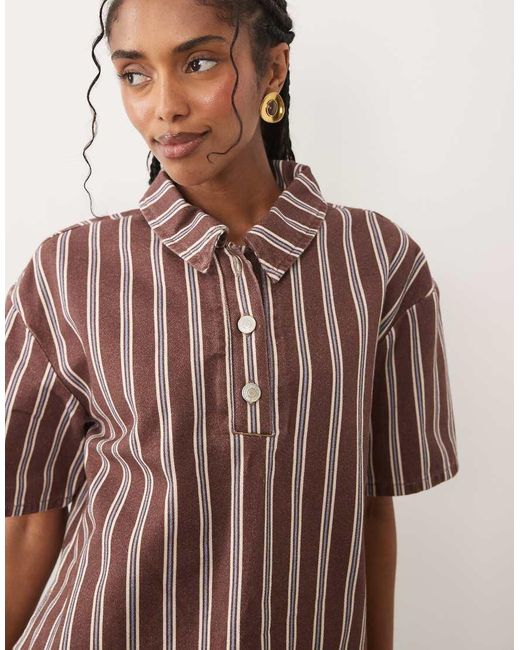 Conjunto Vaquero A Rayas Marrones De Polo De Corte Cuadrado-Marrón ASOS de color Red