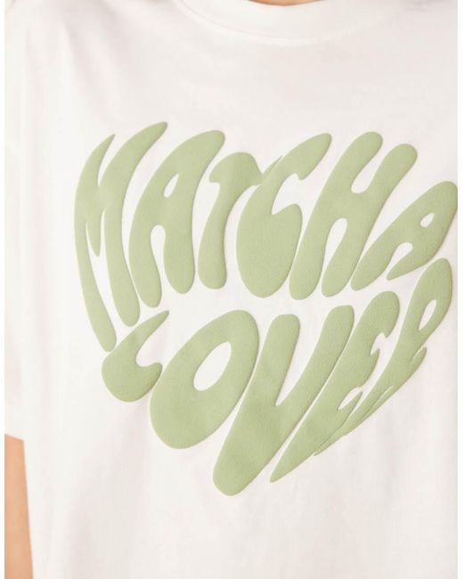 Camiseta Blanca Extragrande Con Estampado Gráfico "Matcha" De ASOS de color White