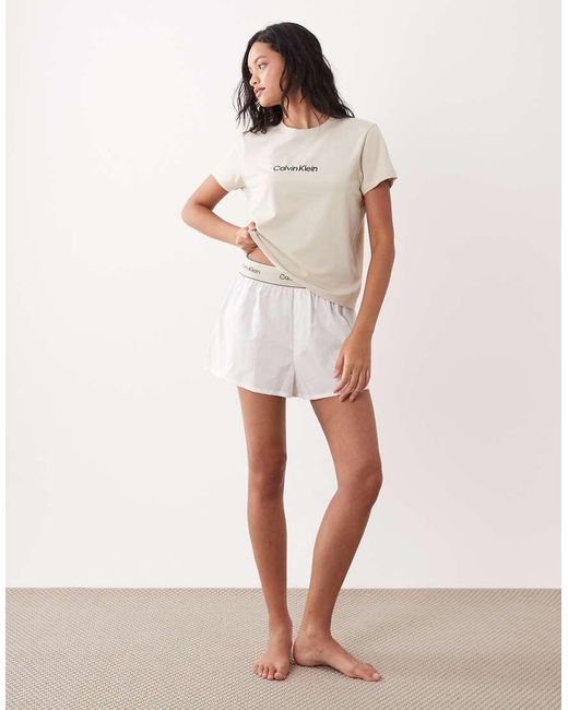 Calvin Klein Natural Logo T-Shirt Pyjama Set