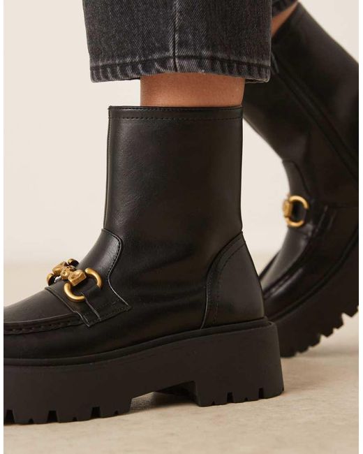 April di ASOS in Black