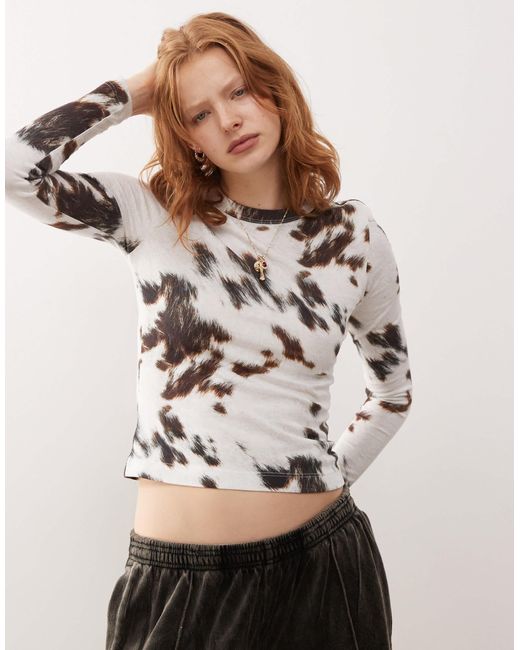 Weekday Gray – langärmliges oberteil mit kuhprint, exklusiv bei asos