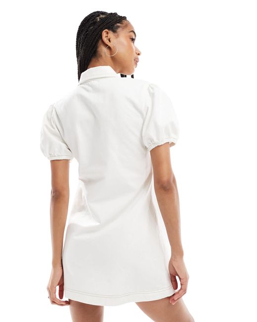 ASOS White – mini-jeanskleid
