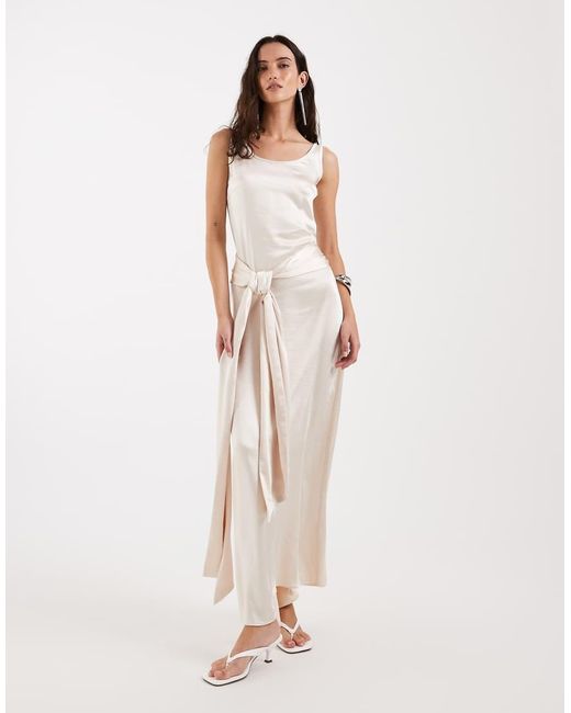 4th & Reckless Pink Satin Drape Waist Detail Scoop Neck Maxi Dress