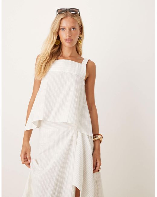 Top d'ensemble à rayures ton sur ton et encolure carrée Mango en coloris White