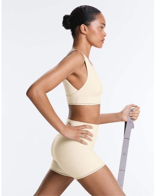 Oysho Natural Medium-Support Comfortlux Sports Bra With Hemstitch