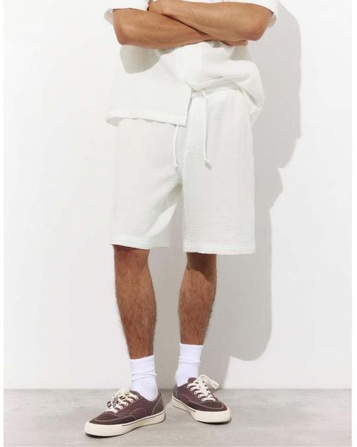 Pull&Bear White Bermuda Short Sweatpants for men