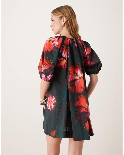 ASOS Red – minikleid aus baumwoll-popeline mit rotem blumen-print und puffärmeln