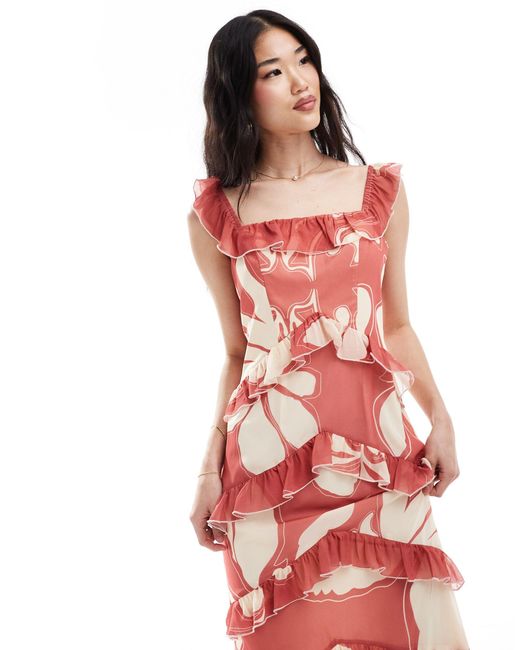 Exclusivité asos - - cecile - robe longue à imprimé fleuri et volants - terracotta Pretty Lavish en coloris Red