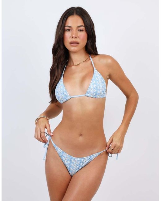 SIMMI White Crochet Triangle Bikini