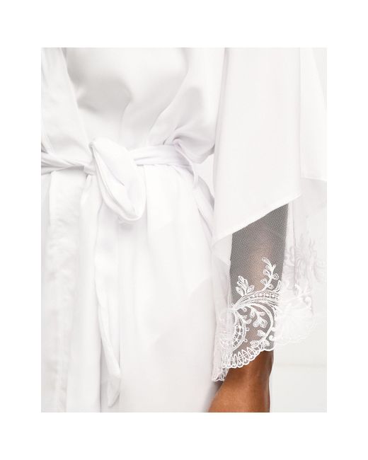 Bluebella White – marseille – brautmode – luxuriöser kimono aus satin
