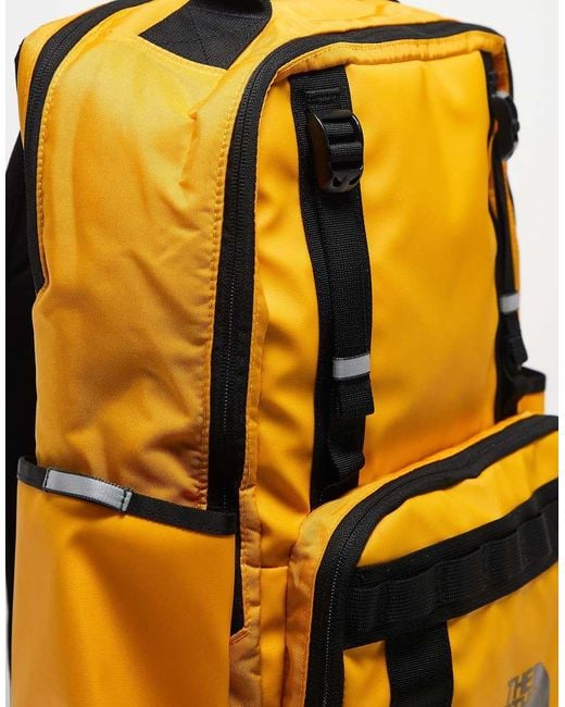 Mochila Amarilla Y Negra Base Camp De -Amarillo The North Face de color Yellow