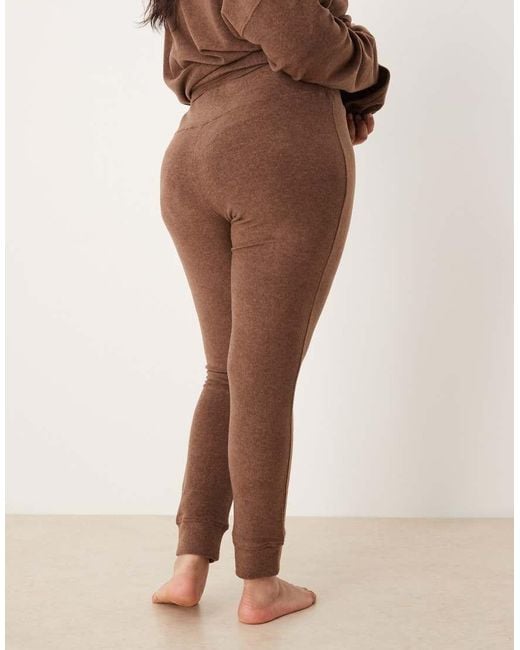 Leggings De Estar Por Casa De Felpa Ligera Mix & Match De Asos Design Curve ASOS de color Brown