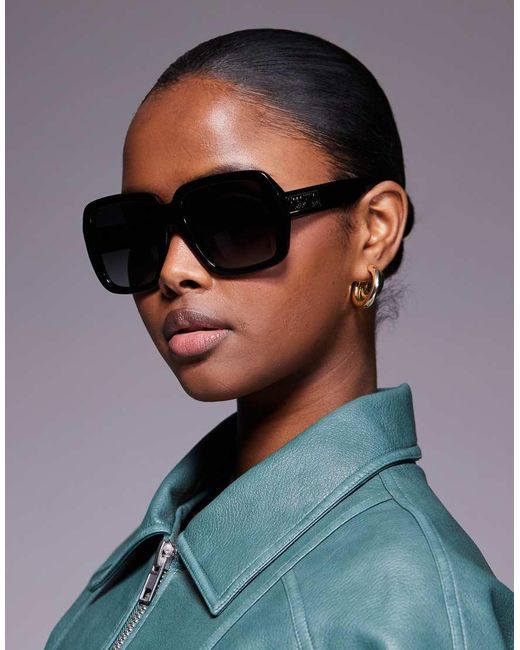 Moschino di Moschino in Black