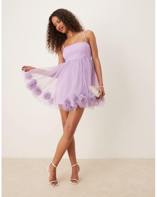 Robe babydoll courte à ourlet bouffant - lilas LACE & BEADS en coloris Purple