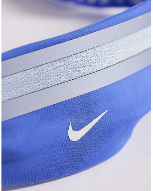 Nike di Nike in Blue
