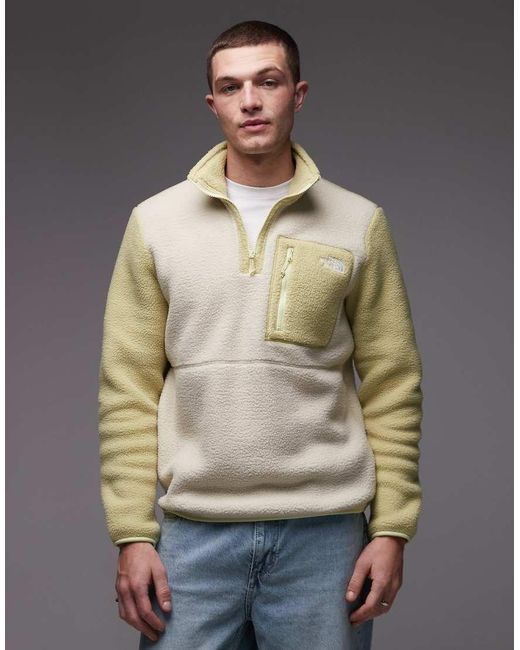 The North Face Gray Yumiori 1/4 Zip Colourblock Fleece for men