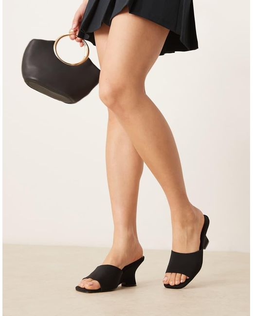Trifle di ASOS in Black