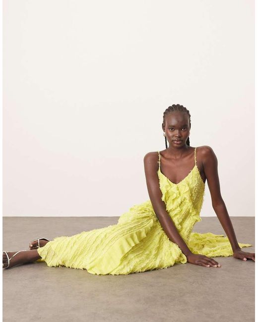 ARRANGE Getextureerde Cami Midi-Jurk Met Ruches in het Yellow