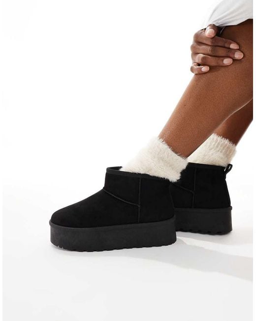 SEQWL Black Mini Flatform Boots