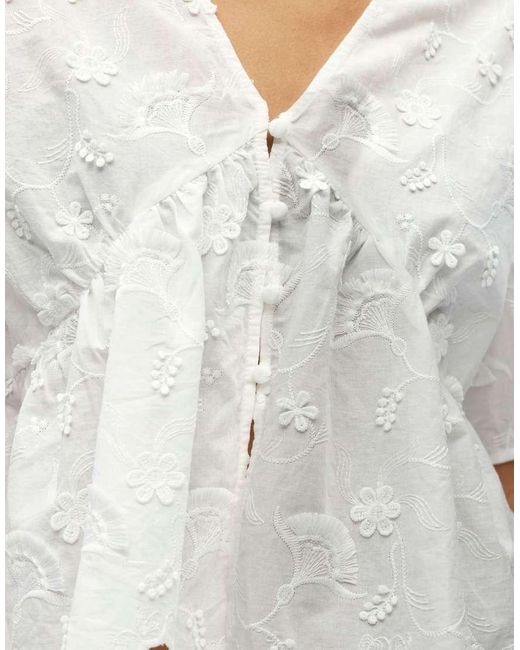 Top De Object de color White
