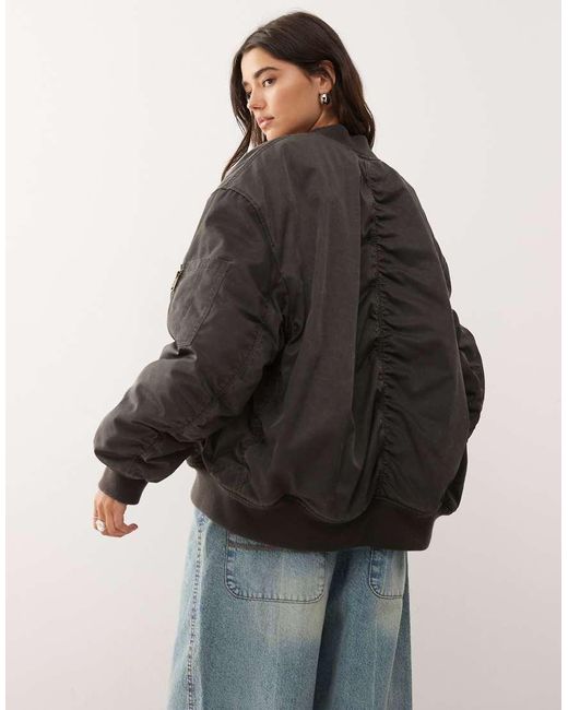 Weekday Oversized Gewatteerd Bomberjack in het Gray