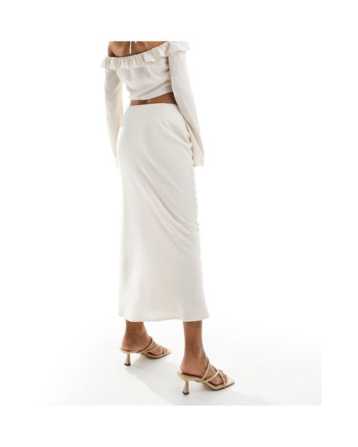 Pretty Lavish White Textured Midaxi Skirt