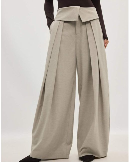 Stradivarius Natural Wide-leg Trousers With Turned-up Waistband