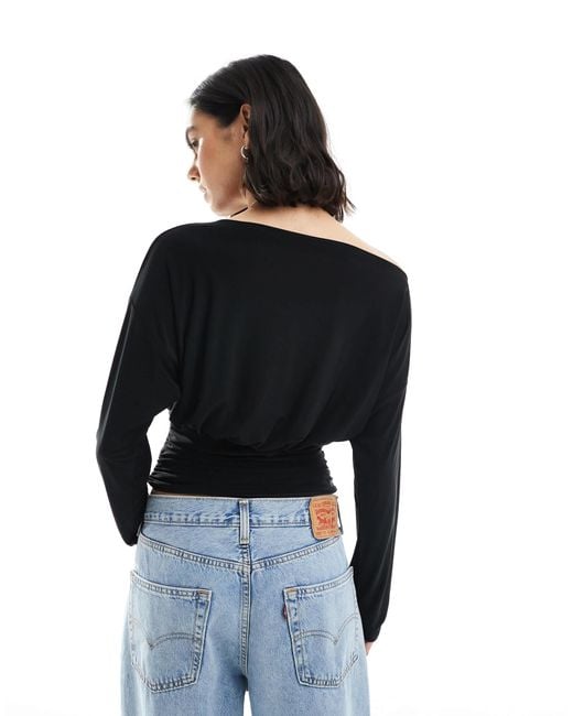 ASOS Black – asymmetrisches, langärmliges, anschmiegsames oberteil
