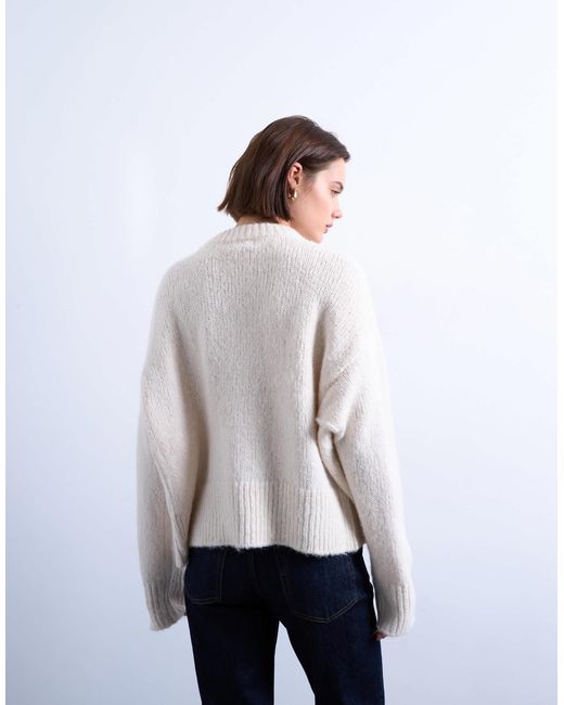 Ultimate - pull en maille duveteuse TOPSHOP en coloris White