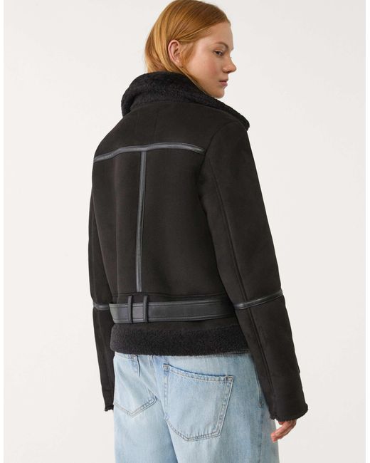 Blouson style motard imitation daim Stradivarius en coloris Black