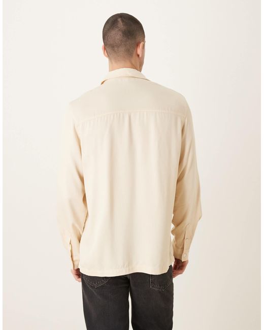 ASOS – regulär geschnittenes hemd in Natural für Herren
