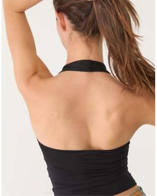 Top à dos nu Stradivarius en coloris Black