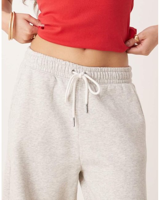 Abercrombie & Fitch Joggingbroek Met Wijde Ronde Pijpen En Halfhoge Taille in het Pink