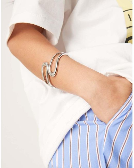 ASOS Manchetarmband Met Overslag En Open Ontwerp in het Blue