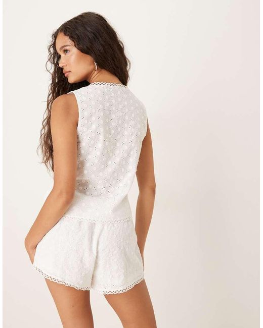 Gina Tricot Natural Co-ord Broderie Anglaise Shorts